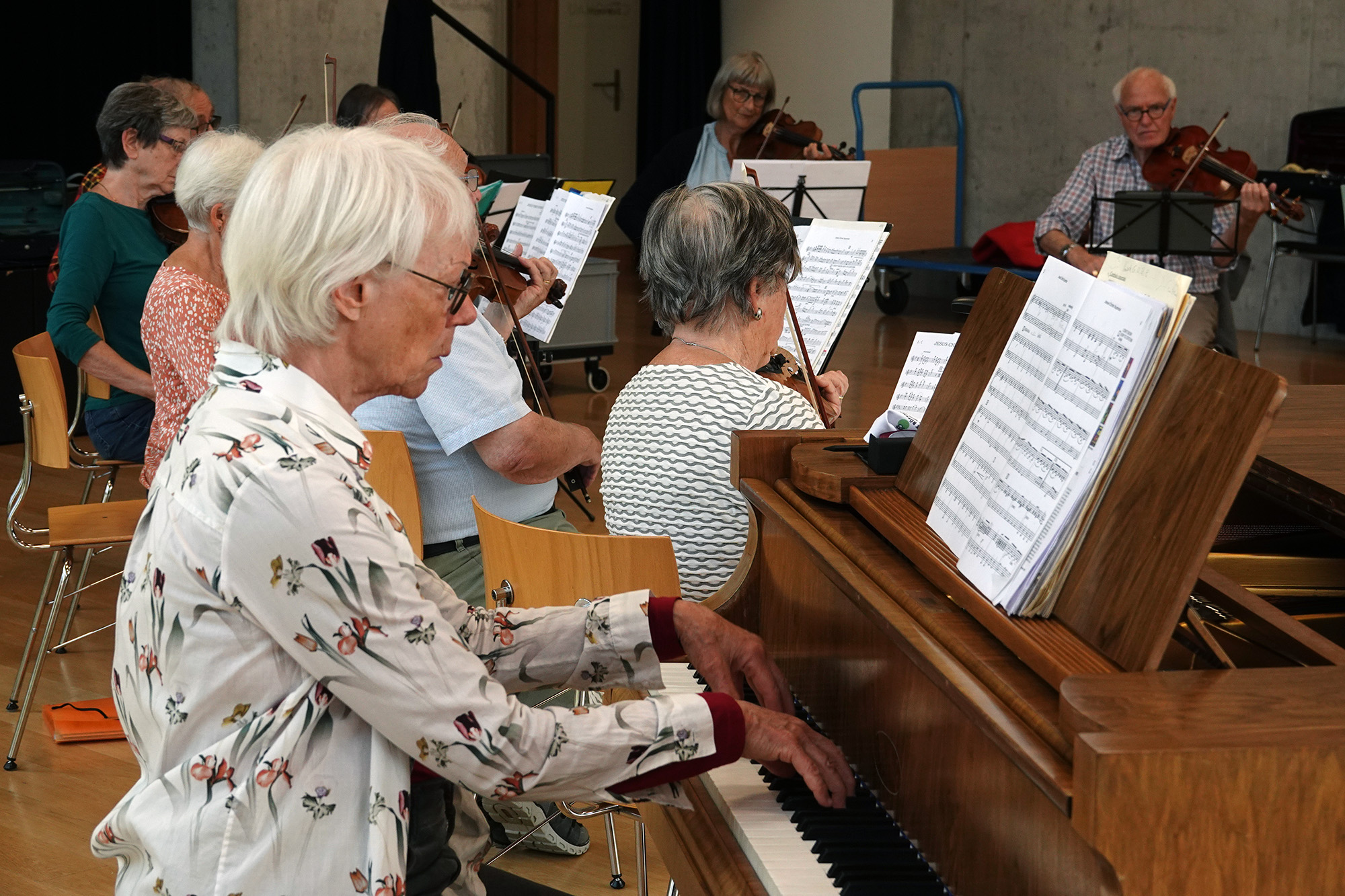 Pianistin Dorothea Cantieni im Einsatz
